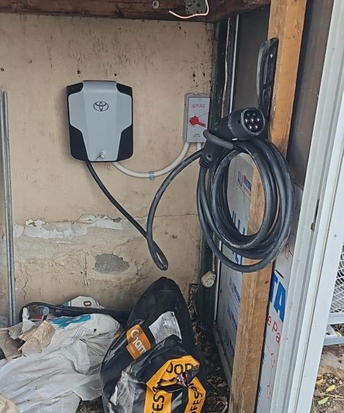 התקנת עמדת טעינה לרכב טיוטה